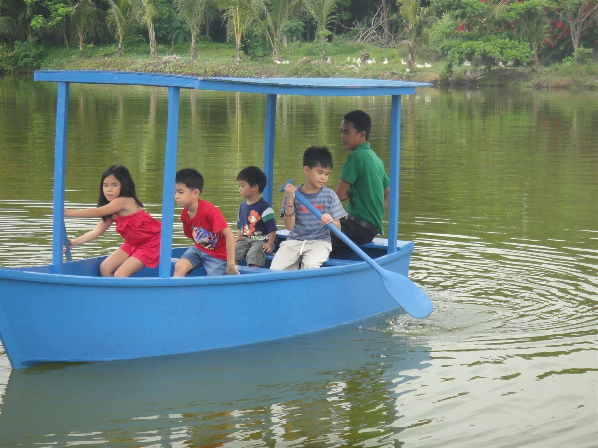 San Antonio Resort Roxas City Kültér fotó